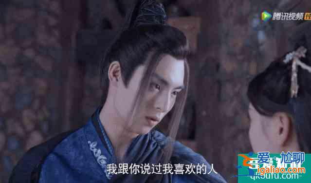 《且聽鳳鳴》vs《琉璃》，絕情蠱和情人咒誰才是嗑CP最佳工具？？