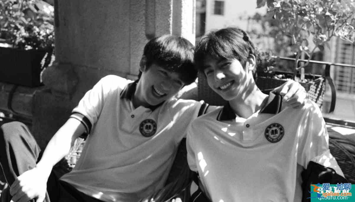 《以家人之名》撒糖了,凌霄賀子秋表白李尖尖,這下妹妹要慌了? 《以家人之名》撒糖了,凌霄賀子秋表白李尖尖,這下妹妹要慌了?