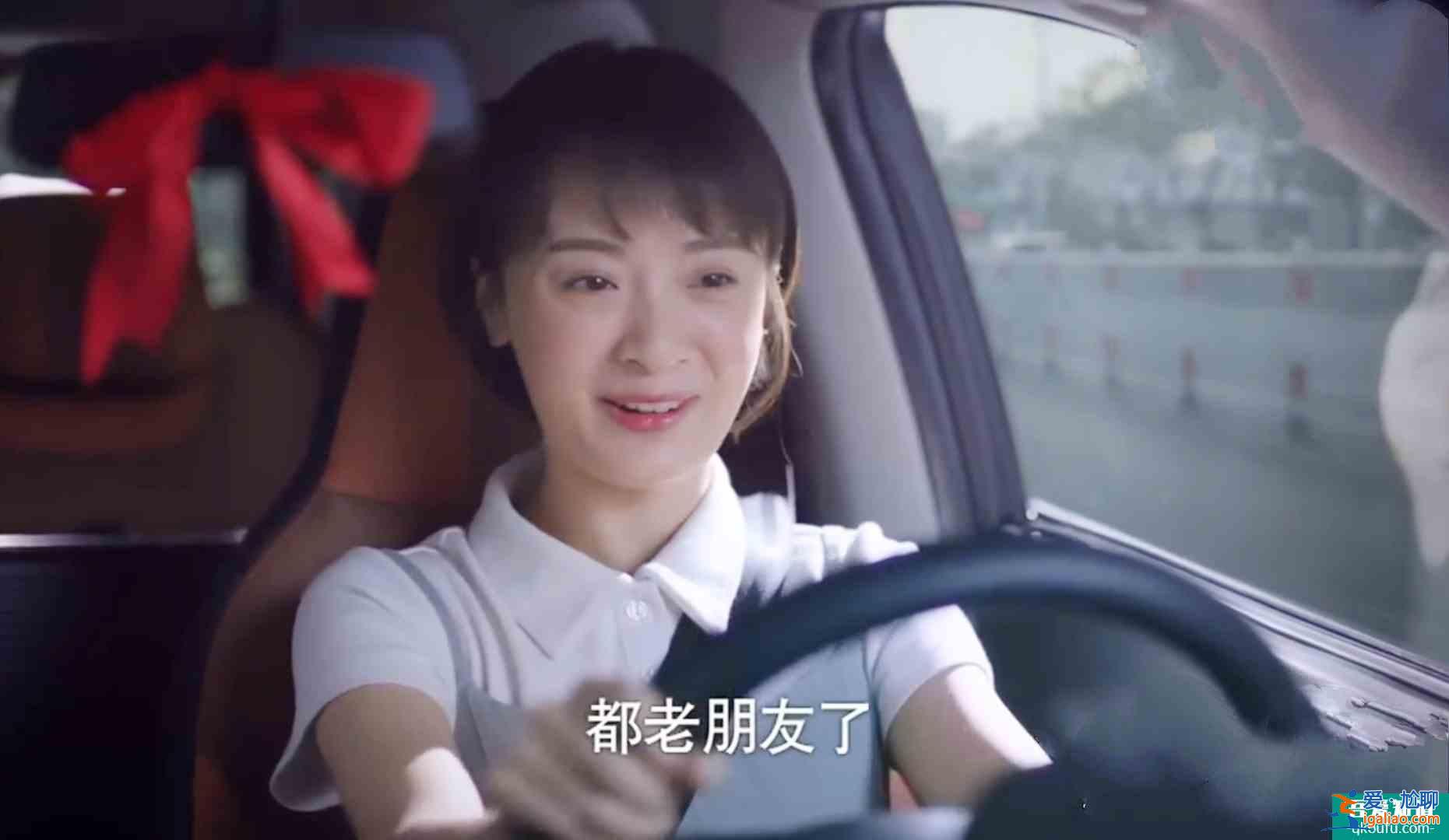 以家人之名:凌霄,尖尖,明月之間不是3角戀,不要再誤會他們了? 以家人之名:凌霄,尖尖,明月之間不是3角戀,不要再誤會他們了?