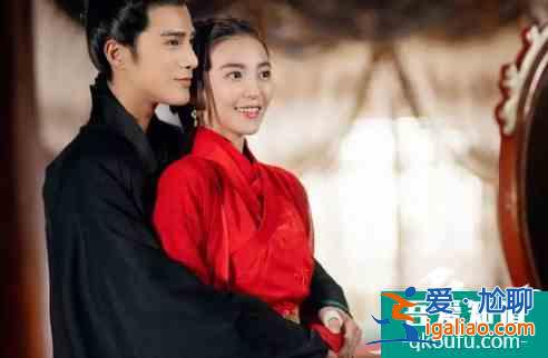 《女世子》開播，這才叫“女扮男裝”，與鞠婧祎成對比？