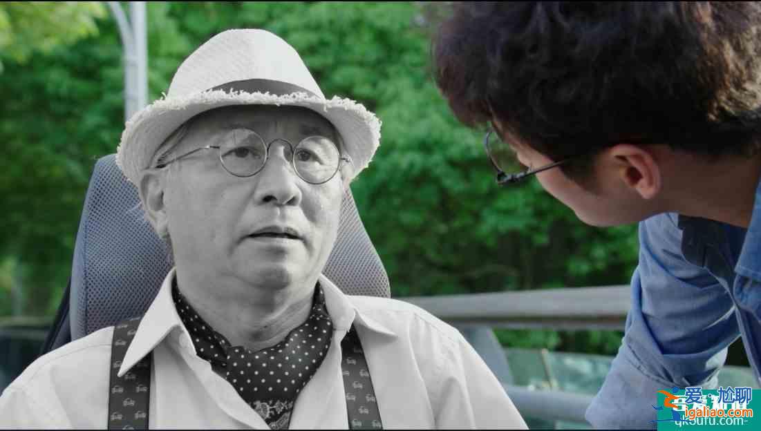 無厘頭劇情適配奇葩人設，吐槽怪誕生活劇《生活像陽光一樣燦爛》？