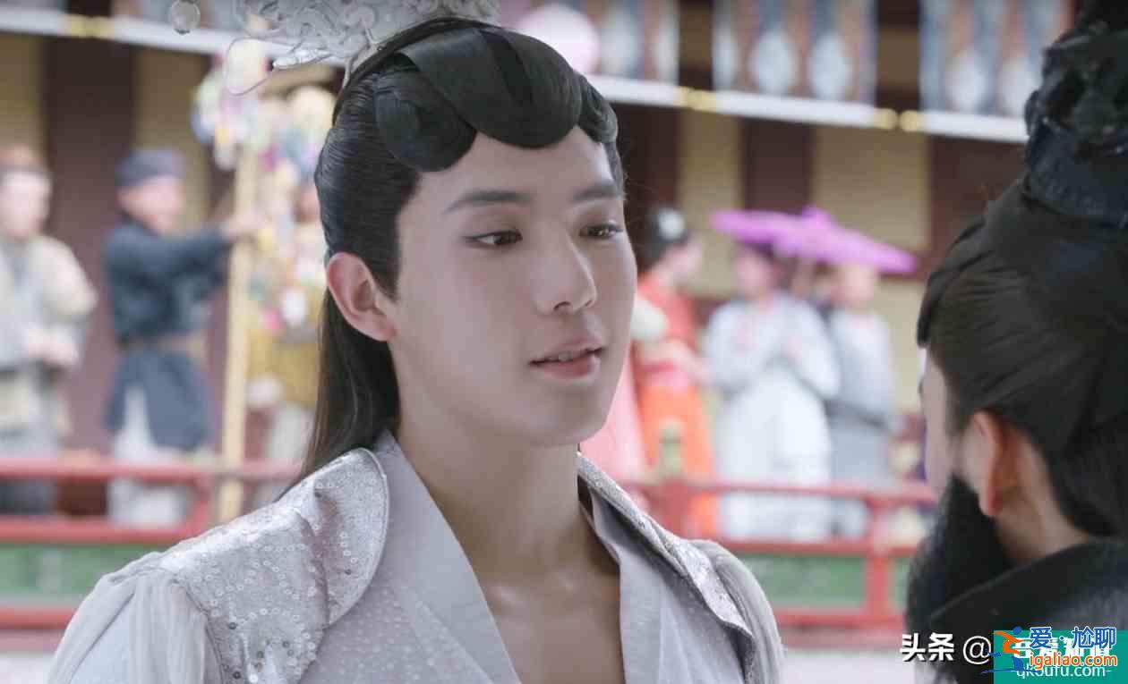 人氣弟弟王安宇走出《二十不惑》單戀，再陷《女世子》情傷？