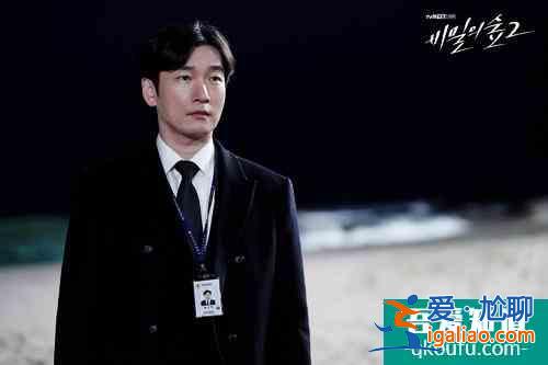 翹首以盼的《秘密森林2》終于來了！曹承佑、裴斗娜再度強強聯手？
