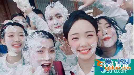 青青子衿聞人雋結局是什么 聞人雋和駱秋遲在一起了嗎？