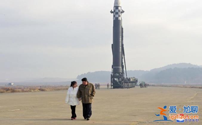 金正恩女兒四次公開亮相 都在軍隊有關(guān)場合 專家分析其深意？