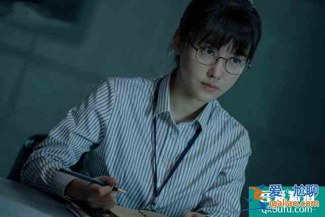 《白色月光》《摩天大樓》打擂臺，1個有楊穎參演，1個有宋佳坐鎮？
