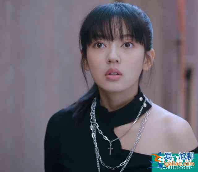 以家人之名：李尖尖另一個閨蜜出場，學習倒數第一，但身份不普通？