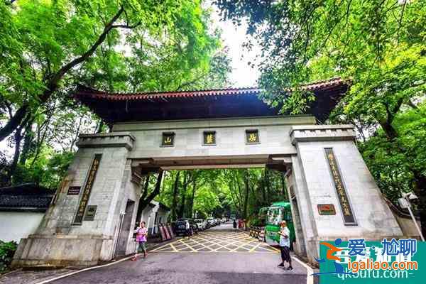 長沙岳麓山景點介紹及游玩攻略? 長沙岳麓山景點介紹及游玩攻略?