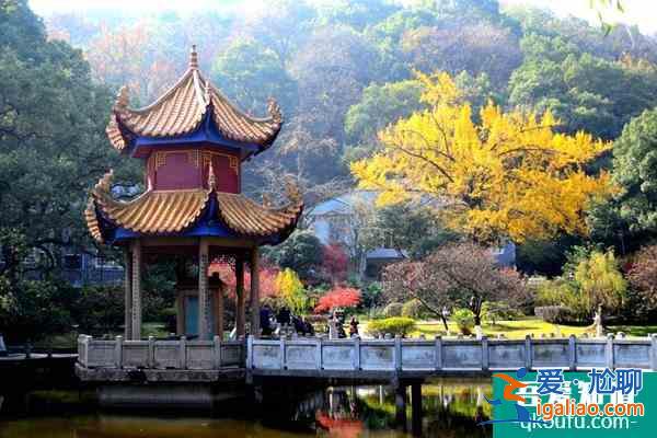 長沙岳麓山景點介紹及游玩攻略? 長沙岳麓山景點介紹及游玩攻略?