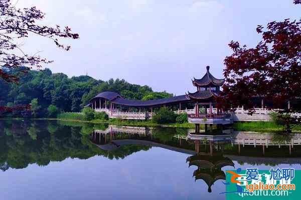 長沙岳麓山景點介紹及游玩攻略? 長沙岳麓山景點介紹及游玩攻略?