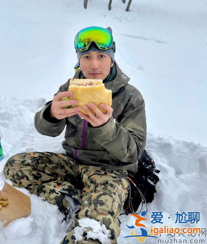 張柏芝謝霆鋒復合真的嗎?離婚11年同過情人節 疑一起帶娃滑雪