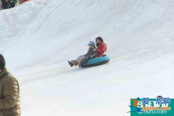 天津南翠屏公園滑雪場門票價格及營業時間？