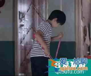 《以家人之名》左手宋威龍右手張新成，被寵上天的譚松韻太幸福？