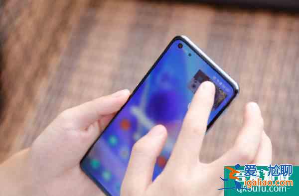 ColorOS 12升級預告：手勢指示條將會透明化，屏幕視覺體驗再提升？