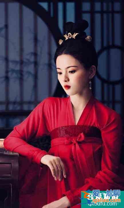 從超越妹妹的古裝新劇《且聽(tīng)鳳鳴》簡(jiǎn)單說(shuō)起? 從超越妹妹的古裝新劇《且聽(tīng)鳳鳴》簡(jiǎn)單說(shuō)起?