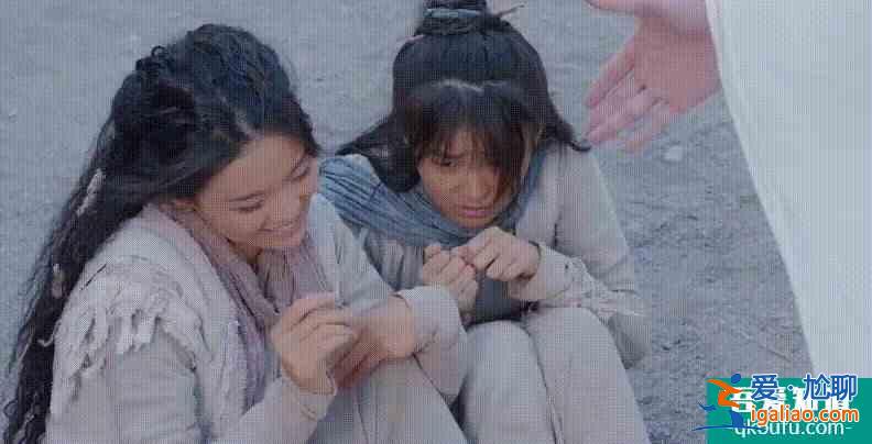 《且聽鳳鳴》楊超越演技之爭很多余，劇本雖粗糙，逗比甜卻夠下飯？