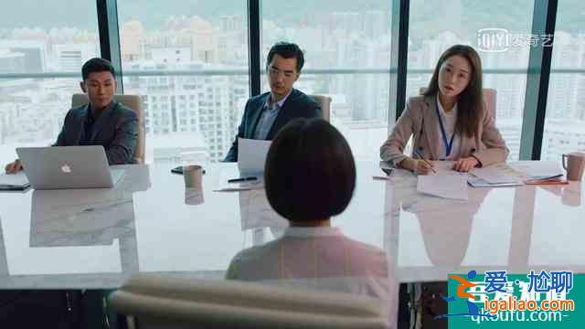 八成職場新人不懂的穿搭潛規則，這份“二十不惑”的經驗分享給你？