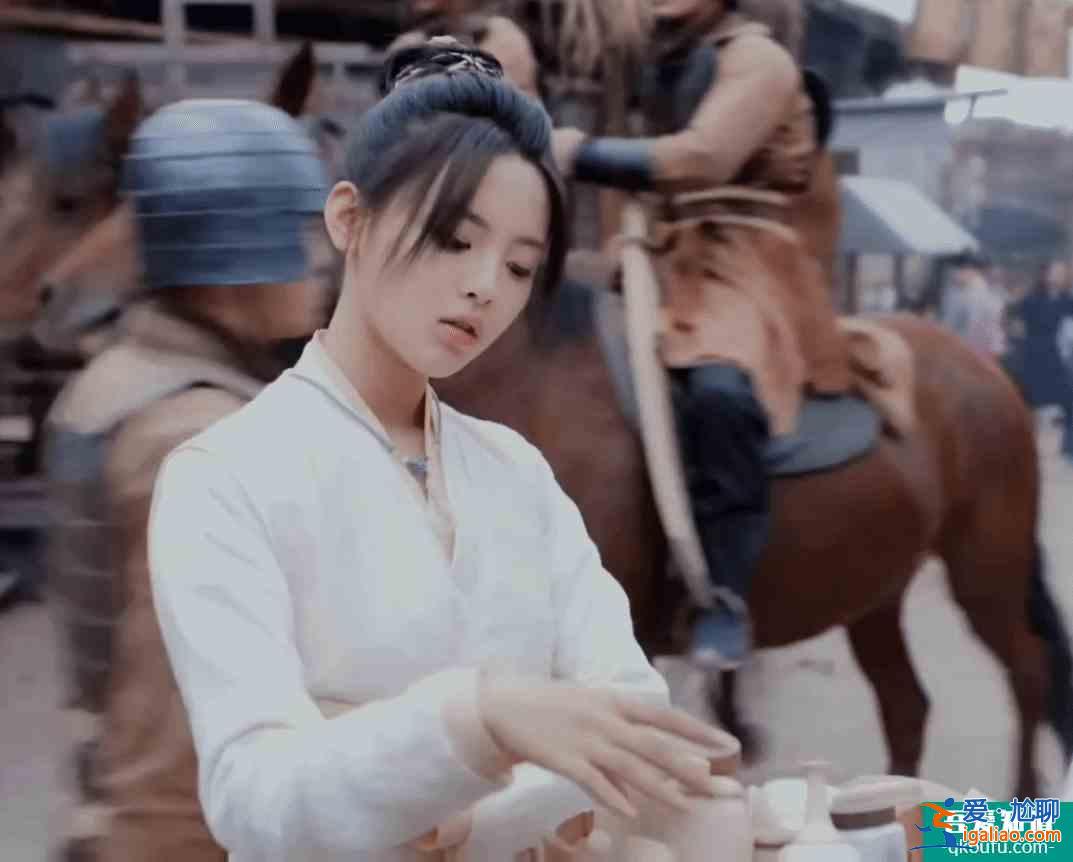 楊超越領(lǐng)銜主演《且聽鳳鳴》,告別曾經(jīng)的錦鯉,成為真正的演員? 楊超越領(lǐng)銜主演《且聽鳳鳴》,告別曾經(jīng)的錦鯉,成為真正的演員?