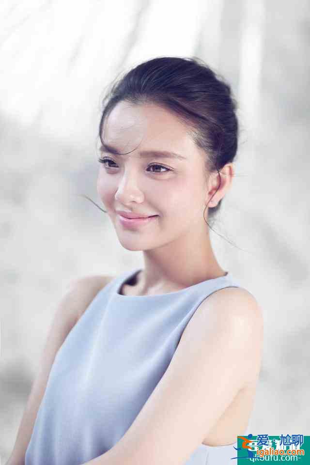 《楓葉紅了》提檔播出，孫茜用“劇拋臉”演技扛起了央視大女主？