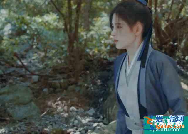 《漂亮書生》丁先生識破雪文曦是女兒身，要求她離開云上學堂？
