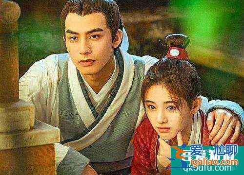 《漂亮書生》：鞠婧祎妝容粉嫩，口紅艷麗，這叫女扮男裝？？