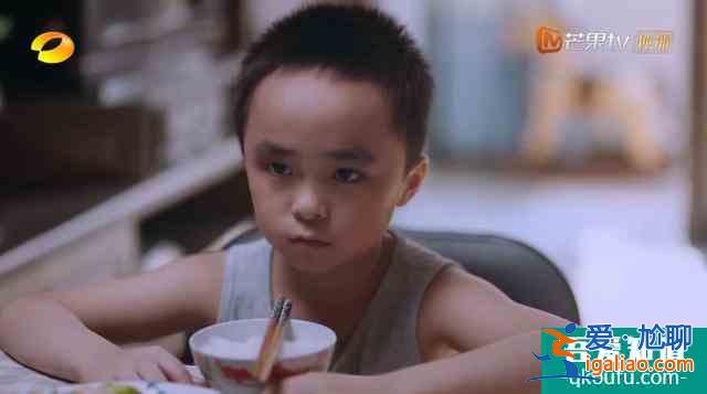 《以家人之名》首播，小演員很加分，成年后譚松韻無縫銜接李尖尖？
