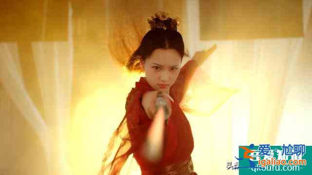 鄭業(yè)成甜寵劇《離人心上》首播破千萬播放,熬過套路劇情后真香了? 鄭業(yè)成甜寵劇《離人心上》首播破千萬播放,熬過套路劇情后真香了?