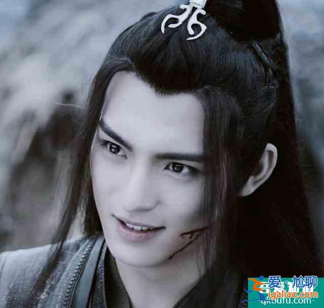 楊超越徐開騁的新劇《且聽鳳鳴》導(dǎo)演竟是他？看來又有好劇看了？
