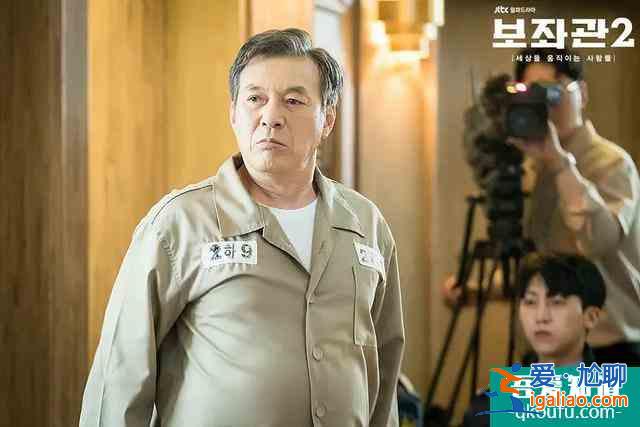 李政宰《輔佐官》:一部全面超越黑幫片《新世界》的高分韓劇? 李政宰《輔佐官》:一部全面超越黑幫片《新世界》的高分韓劇?