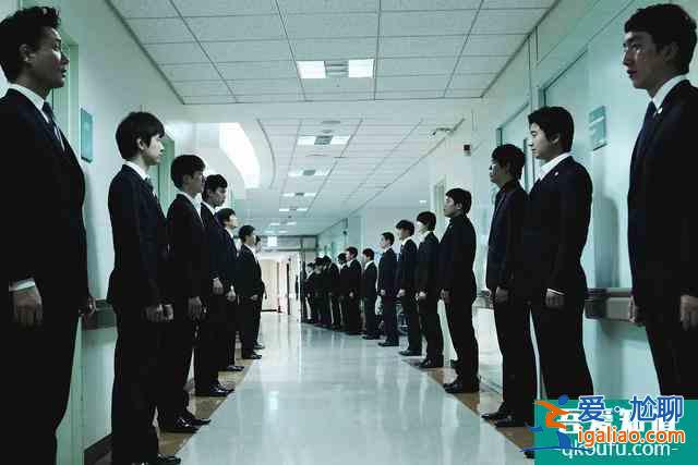 李政宰《輔佐官》:一部全面超越黑幫片《新世界》的高分韓劇? 李政宰《輔佐官》:一部全面超越黑幫片《新世界》的高分韓劇?