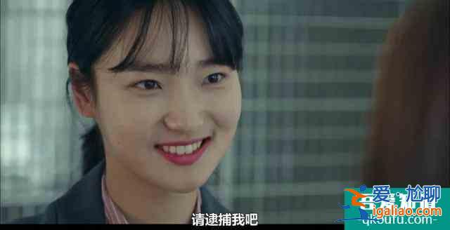 《邪惡之花》飆升9.0，高能爽劇，大夏天看得我毛骨悚然？