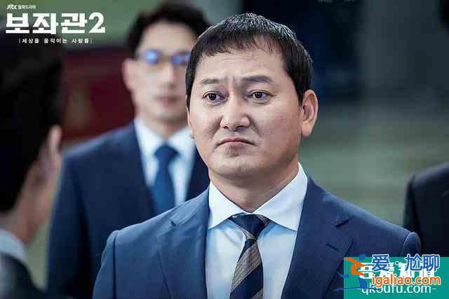 李政宰《輔佐官》:一部全面超越黑幫片《新世界》的高分韓劇? 李政宰《輔佐官》:一部全面超越黑幫片《新世界》的高分韓劇?