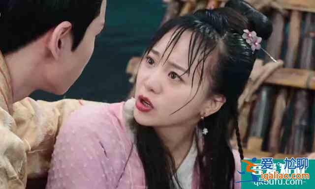 鄭業(yè)成新劇上線，劇拋臉演技也救不活《離人心上》，強行甜最致命？