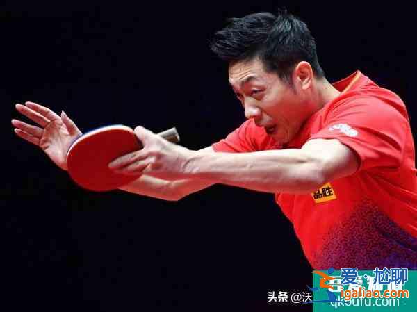 榮耀乒乓定檔,白敬亭曬技術被吐槽“僵硬”!許昕遭兒子腳踩不服? 榮耀乒乓定檔,白敬亭曬技術被吐槽“僵硬”!許昕遭兒子腳踩不服?