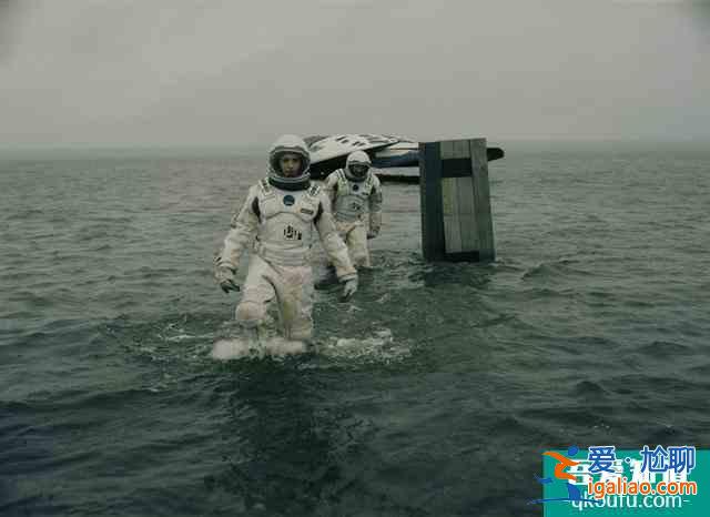 宇宙奇觀！諾蘭《星際穿越》曝“太空羈旅”預告？