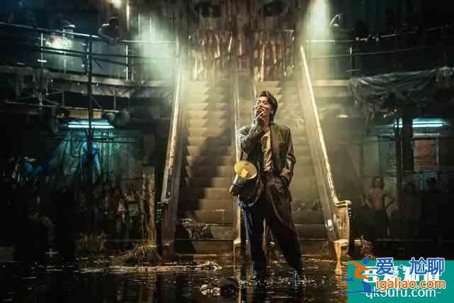 等了四年的《釜山行2》，續(xù)集全員大換血，到底還是爛尾了？