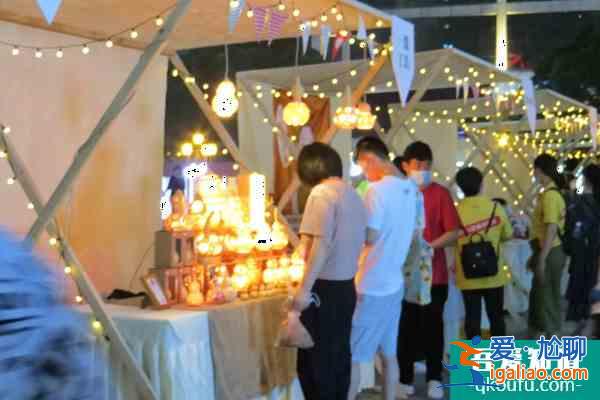 重慶最具人氣的夜市推薦? 重慶最具人氣的夜市推薦?