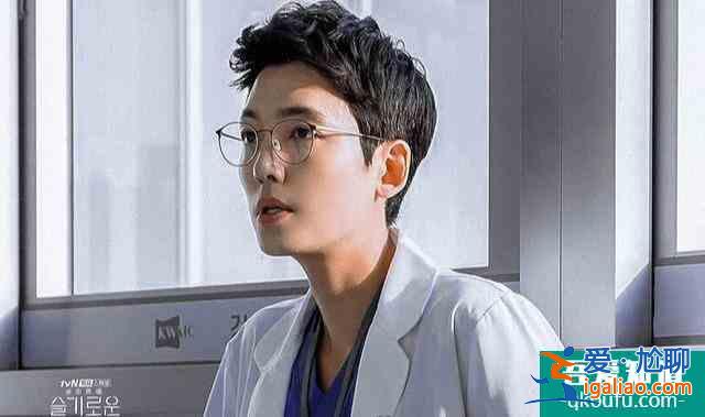 tvN再出神劇!機智的醫生生活評分與監獄生活持平,觀眾都跪了? tvN再出神劇!機智的醫生生活評分與監獄生活持平,觀眾都跪了?