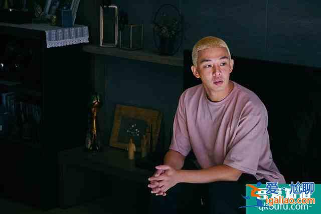 喪尸片《活著》上映，劉亞仁樸信惠主演，驚悚災難片的人性溫度？