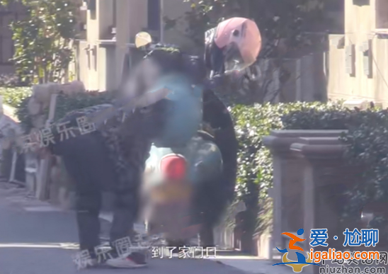 張頌文妻子正面照曝光！身材高挑顏值出眾 手捧青菜招待“唐小龍”