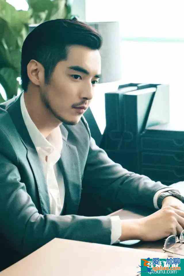 關(guān)曉彤新劇被追捧?《二十不惑》長期霸占熱搜榜不是吹的? 關(guān)曉彤新劇被追捧?《二十不惑》長期霸占熱搜榜不是吹的?