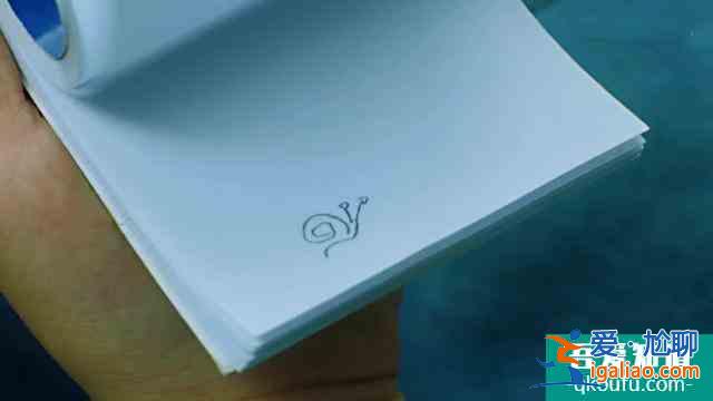 《三十而已》里經常出現的小攤販一家究竟在表達什么？你看懂了嗎？