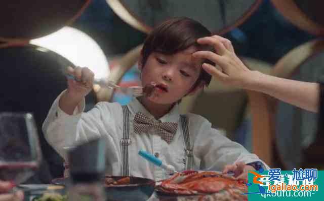 《三十而已》：顧佳給全職太太打開了新世界，生活掌握在自己手里？
