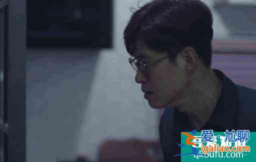 優雅的朋友間,全藏著成年人之間骯臟不堪的秘密? 優雅的朋友間,全藏著成年人之間骯臟不堪的秘密?