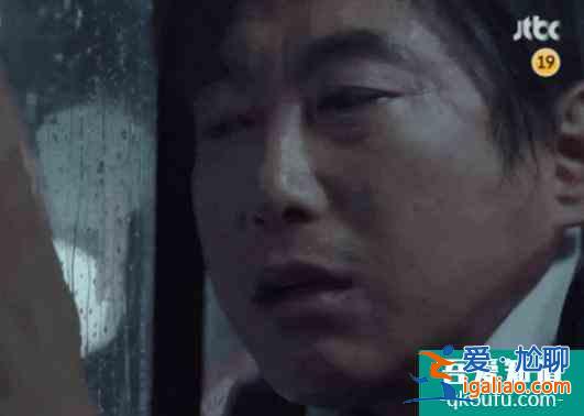 優雅的朋友間,全藏著成年人之間骯臟不堪的秘密? 優雅的朋友間,全藏著成年人之間骯臟不堪的秘密?