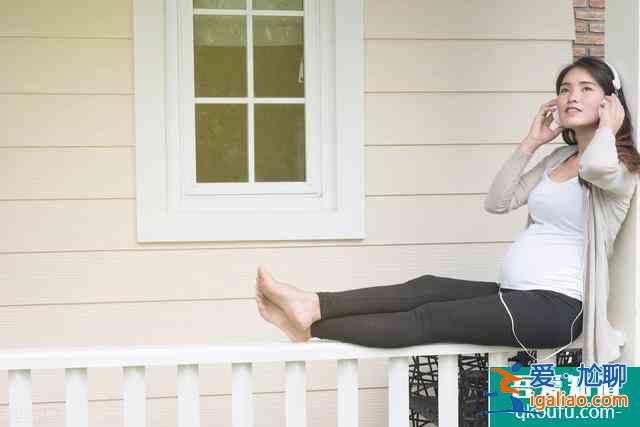 三十而已:陳女士定百萬珠寶當(dāng)祭品,女人的高尚值幾個(gè)錢?? 三十而已:陳女士定百萬珠寶當(dāng)祭品,女人的高尚值幾個(gè)錢??