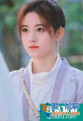 鞠婧祎新劇《漂亮書生》來襲，觀眾卻不買賬，只因人設太多槽點？