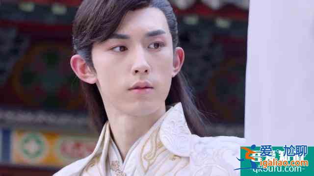 高顏值爆笑甜寵劇!郭俊辰主演,自戀少主x腹黑侍女,不火太可惜? 高顏值爆笑甜寵劇!郭俊辰主演,自戀少主x腹黑侍女,不火太可惜?