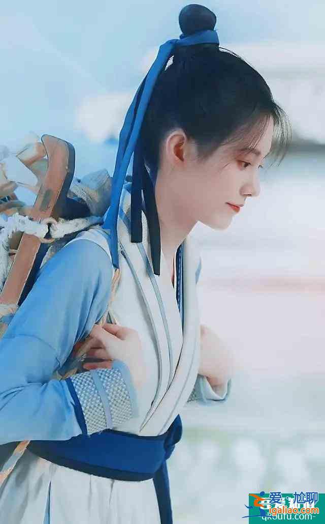 《漂亮書生》女扮男裝細節被批極不合理，為啥熱度只增不減？？