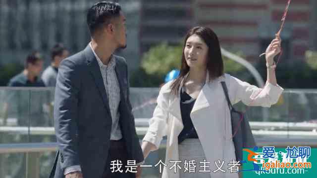 《三十而已》好男人出現，王自健拯救王漫妮，顧佳遇上帥氣咖啡師？